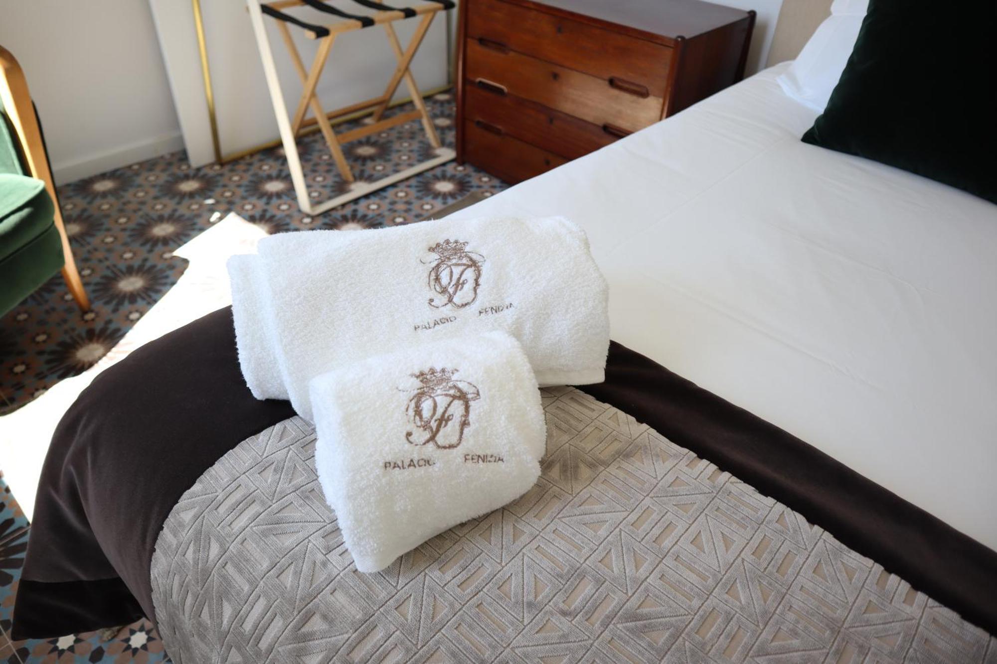 Palacio Fenizia Lux Apartments OOporto Camera foto